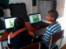 Children playing Juatsjinyam. Source: National University of Colombia. Children playing Juatsjinyam. Source: National University of Colombia.