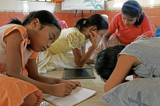 Photo of Ana Palacios. Email: me@ana-palacios.com Photo of Ana Palacios. Email: me@ana-palacios.com